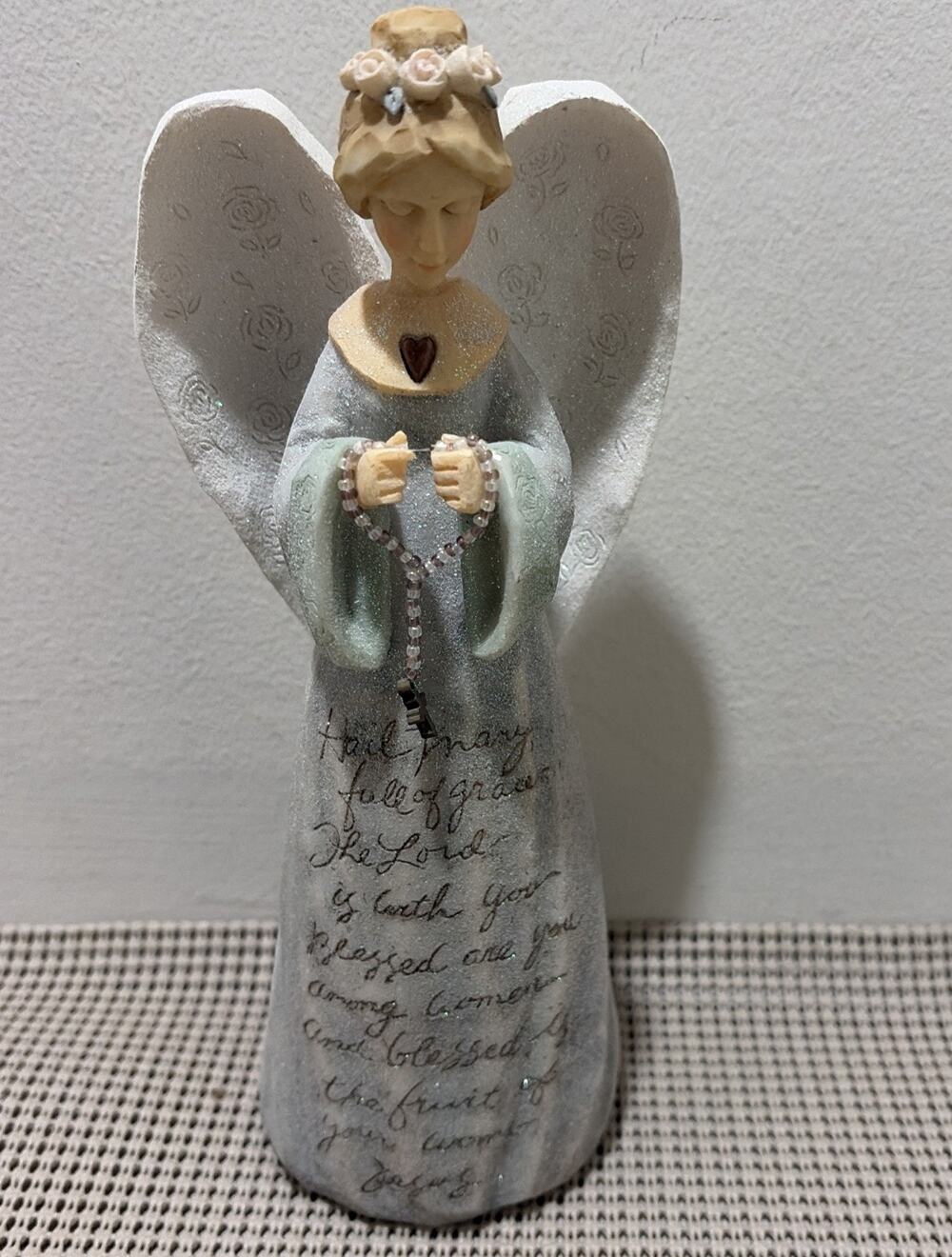 Enesco Hail Mary Angel with Rosary by Karen Hahn Foundations 2002